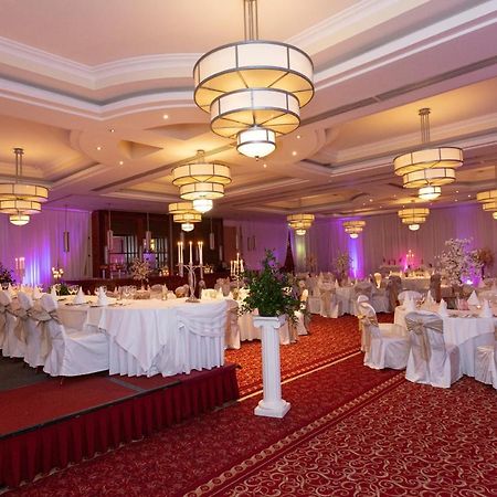 Hamlet Court Hotel Johnstown Bridge Kültér fotó