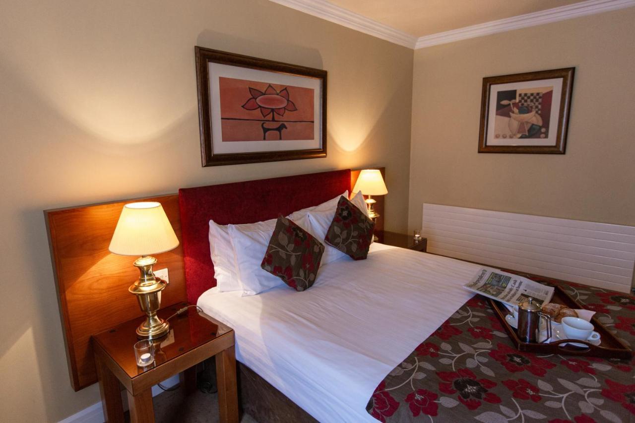 Hamlet Court Hotel Johnstown Bridge Kültér fotó