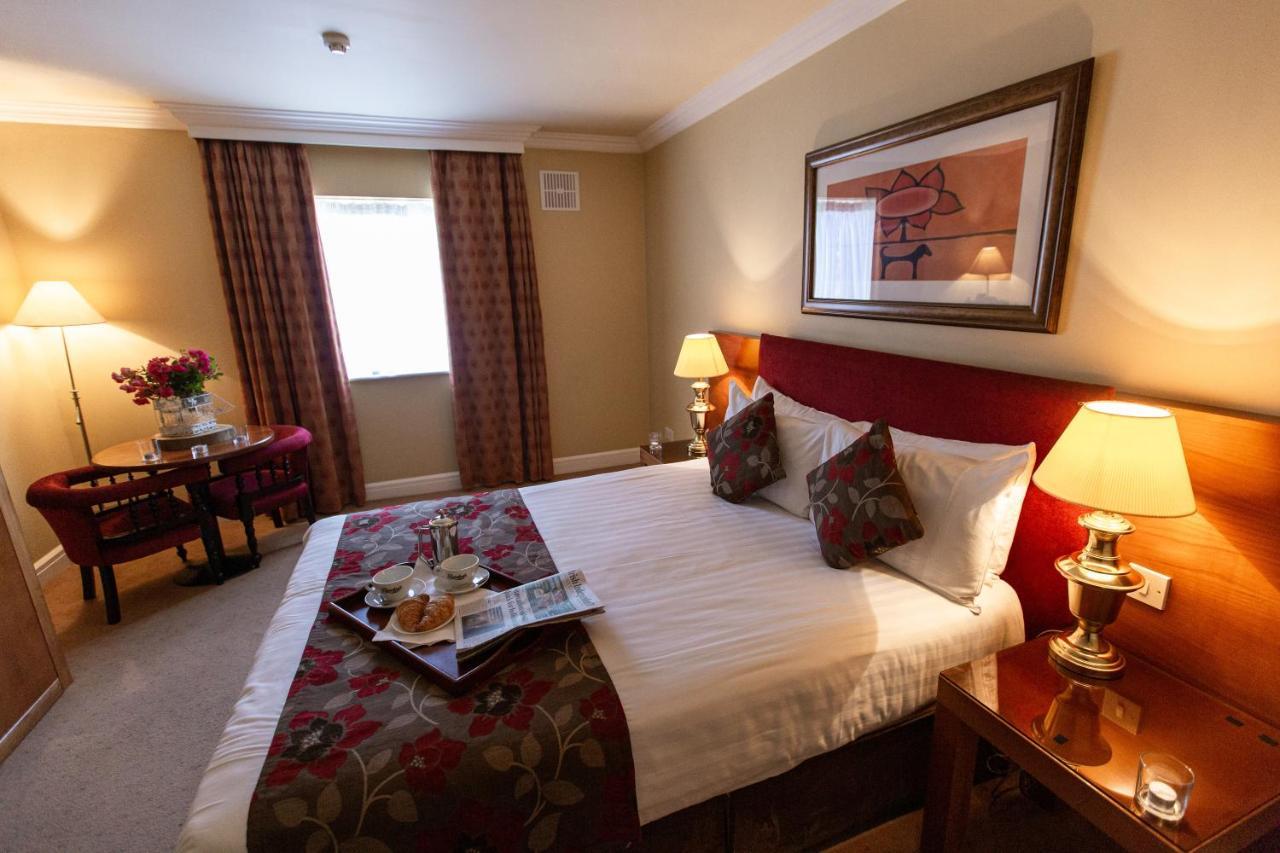 Hamlet Court Hotel Johnstown Bridge Kültér fotó