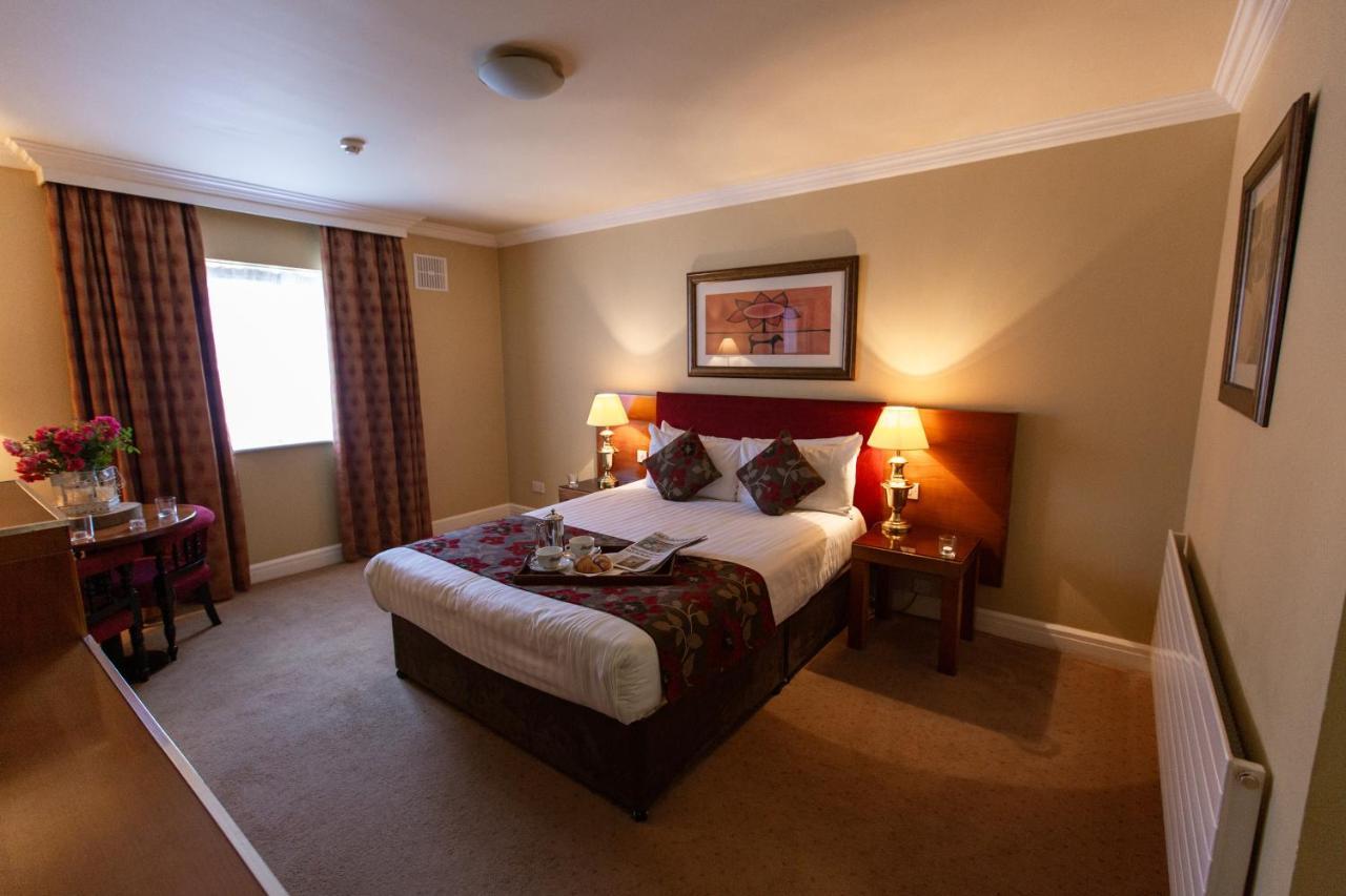 Hamlet Court Hotel Johnstown Bridge Kültér fotó